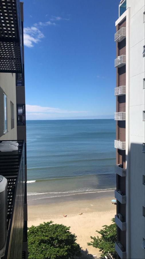 Apto Pe Na Areia - Centro De บัลเนอาริโอ กังโบริว ภายนอก รูปภาพ